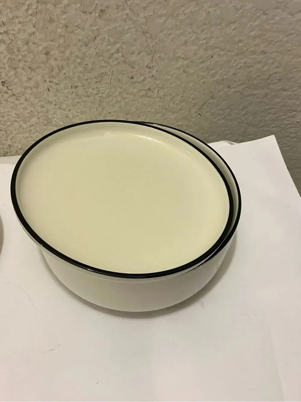 Malacasa Porcelain Cream Ceramic Dinnerware Set with Black Rim -G1